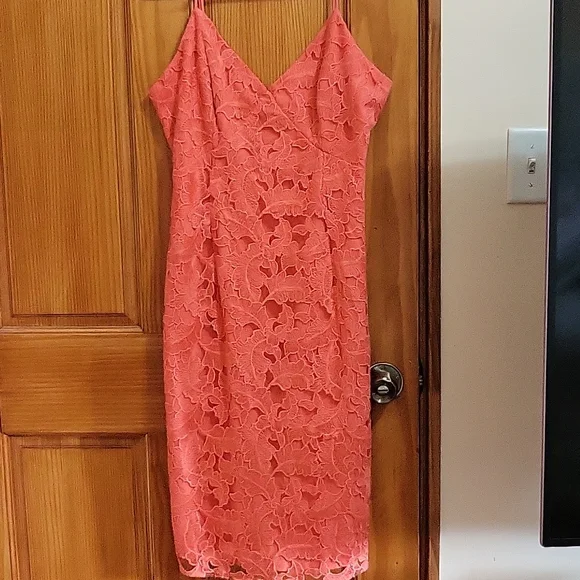 strapless open back dress Orange Guess Chevron Print Halter Neck Dress – Zoehify main image 0
